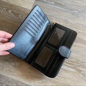Black Wallet